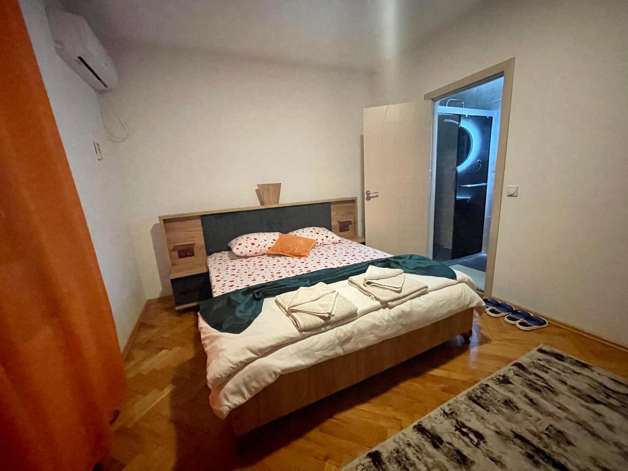 Madigan'S Hotel Kosovo Polje Dış mekan fotoğraf